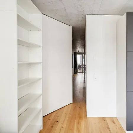 Designer-maisonette Im Industrie Chic 3,5 Apartment Zurich